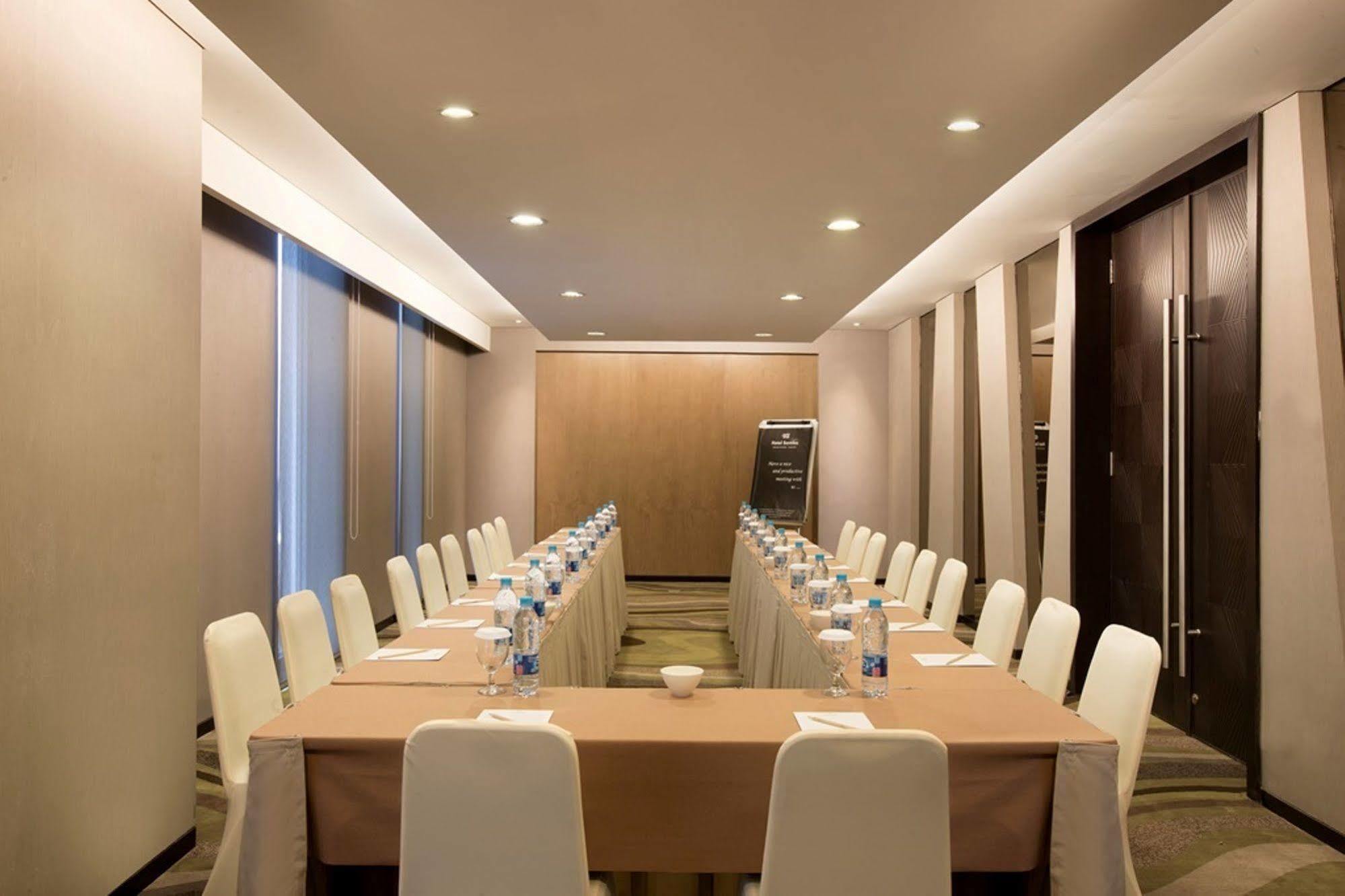 Hotel Santika Premiere Hayam Wuruk Jakarta Jacarta Exterior foto